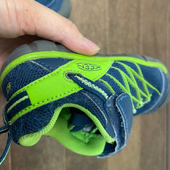 Keen Sandals Kids sz 12 - Picture 16 of 16